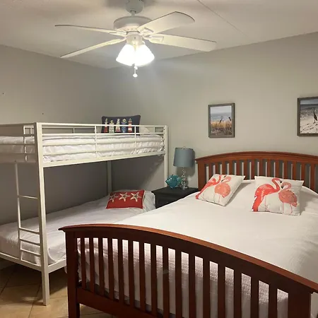Appartement Ocean Breeze West 104
